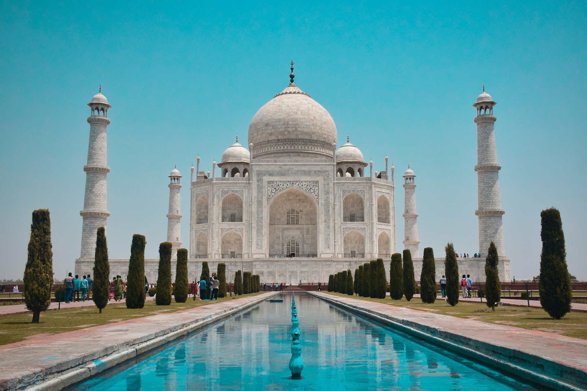 Unveil the Enchantment of the Taj Mahal: A Perfect Day Tour Package